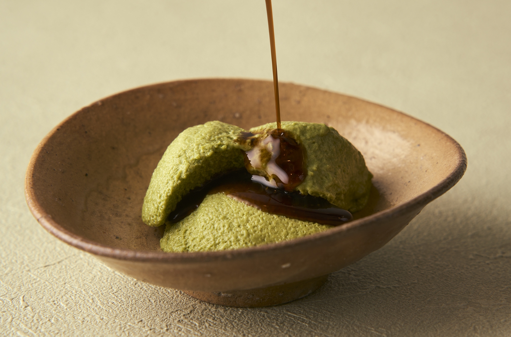 抹茶ババロア黒蜜がけ 495円